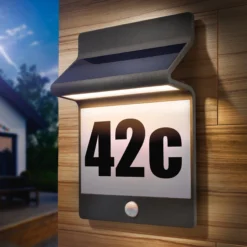 Moderne Solar Hausnummernleuchte Alu, schwarz mit Bewegungssensor