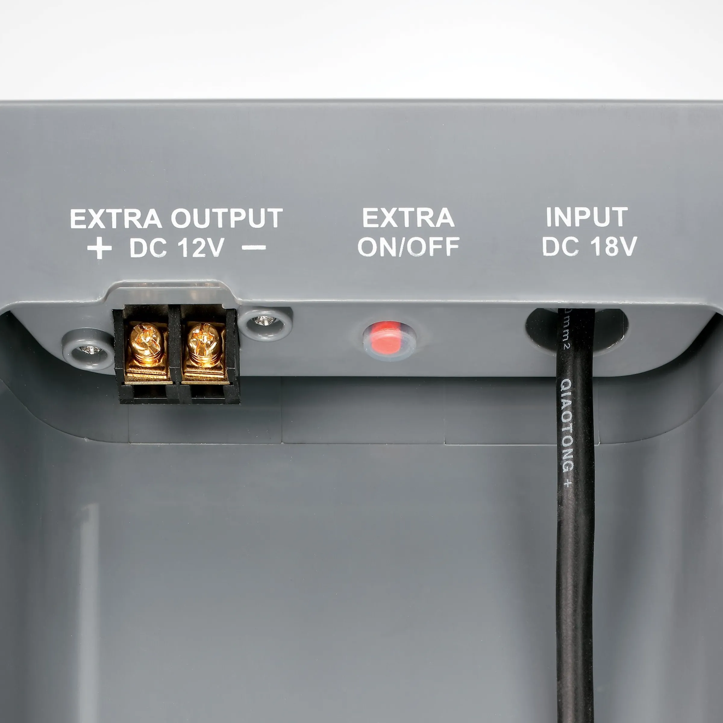 Solar Bachlaufpumpenset 100/2600 mit 24 Ah Pb Akkuspeicher