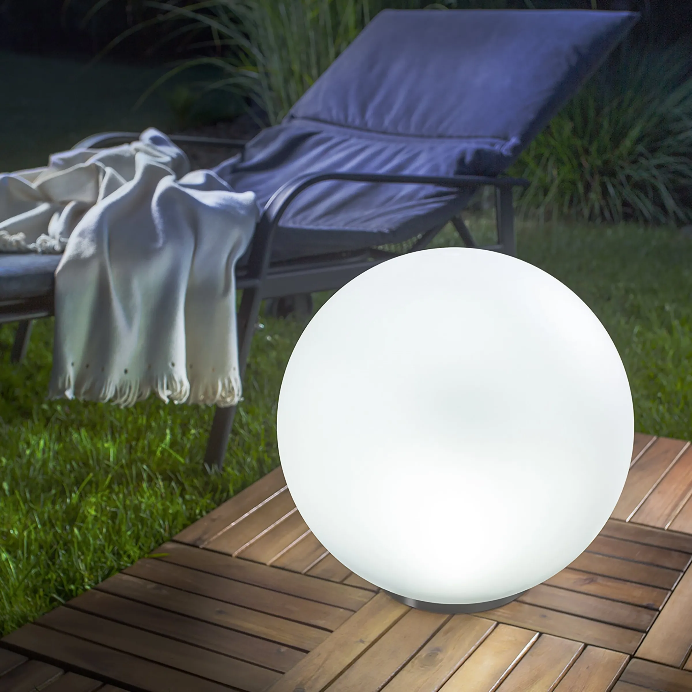 Solarkugel Basic ⌀ 40 cm mit 7 Lichtfarben