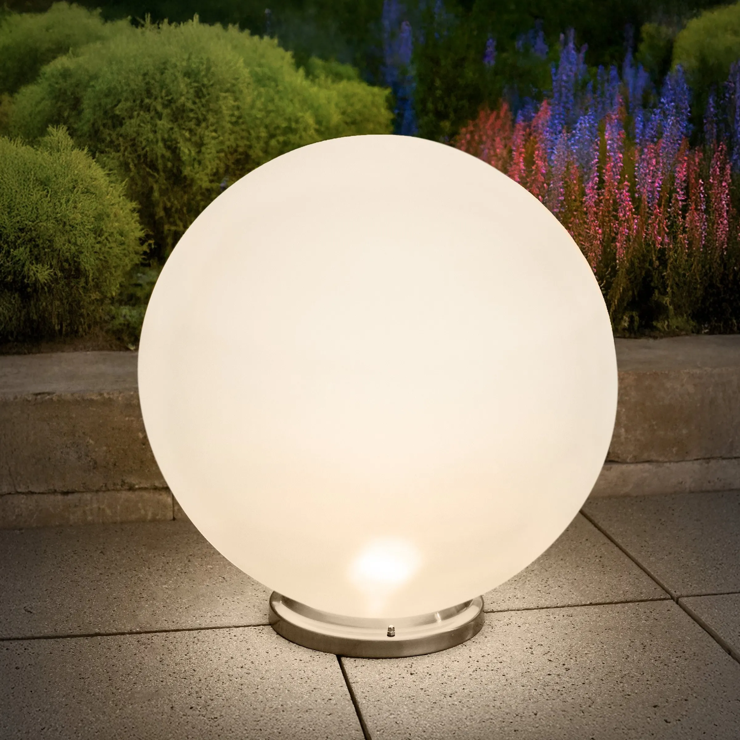 Solarkugel Liana ⌀ 50 cm mit Edelstahlsockel und Fernbedienung