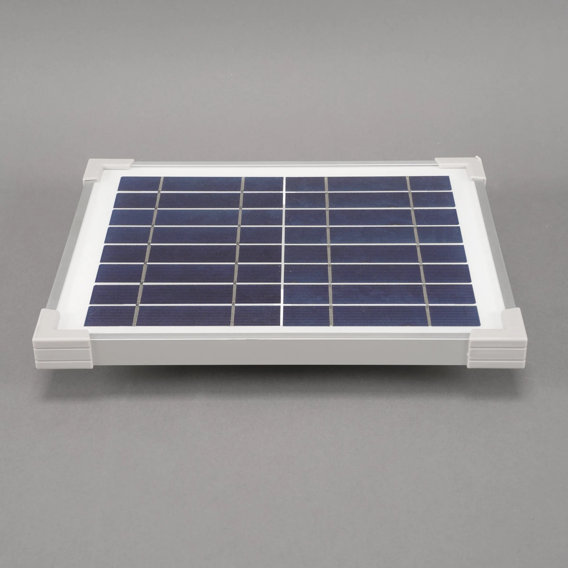 Solarmodul 5 Wp / 8 V mit Stecker 2-polig rund