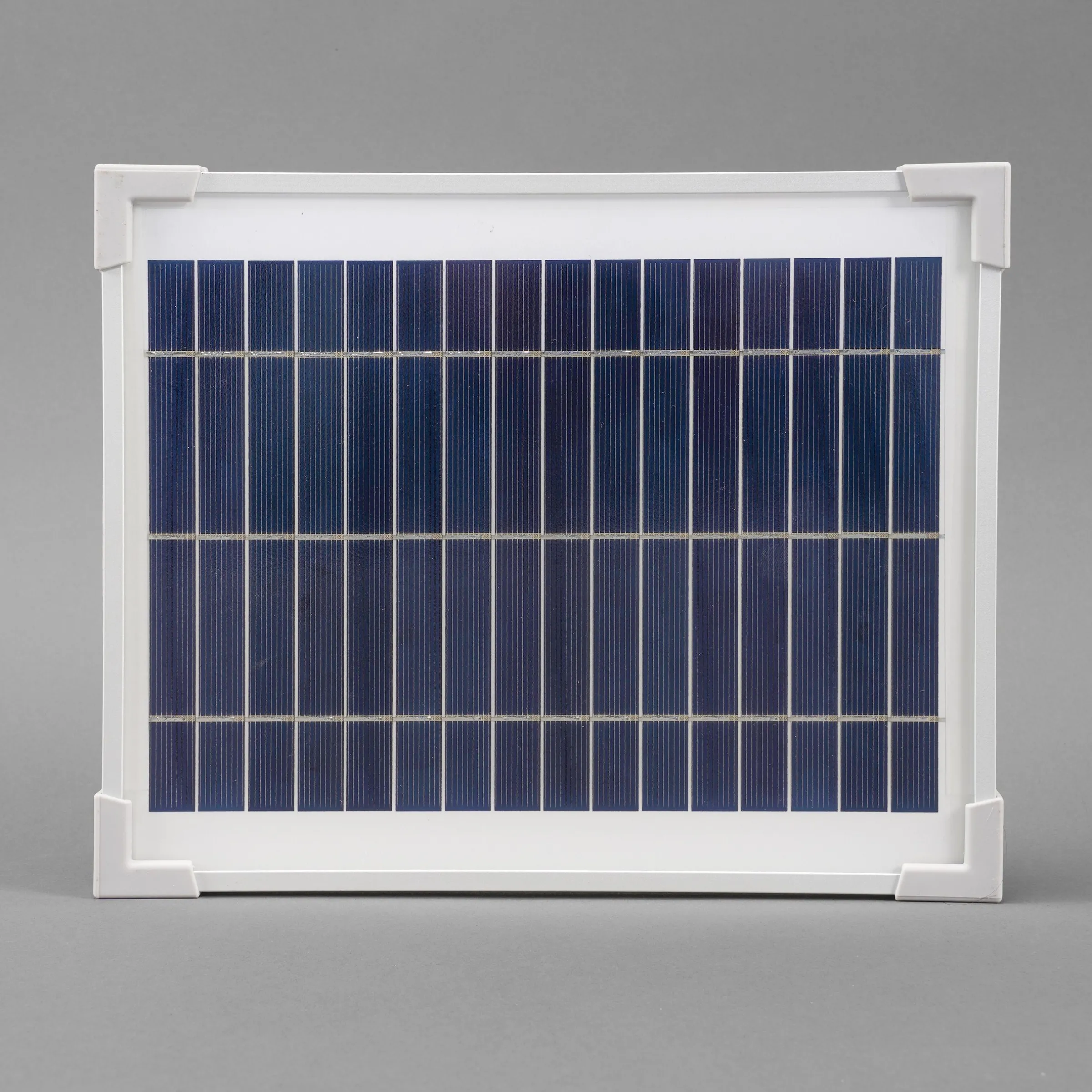 Solarmodul 6 Wp / 8 V mit Stecker 2-polig rund