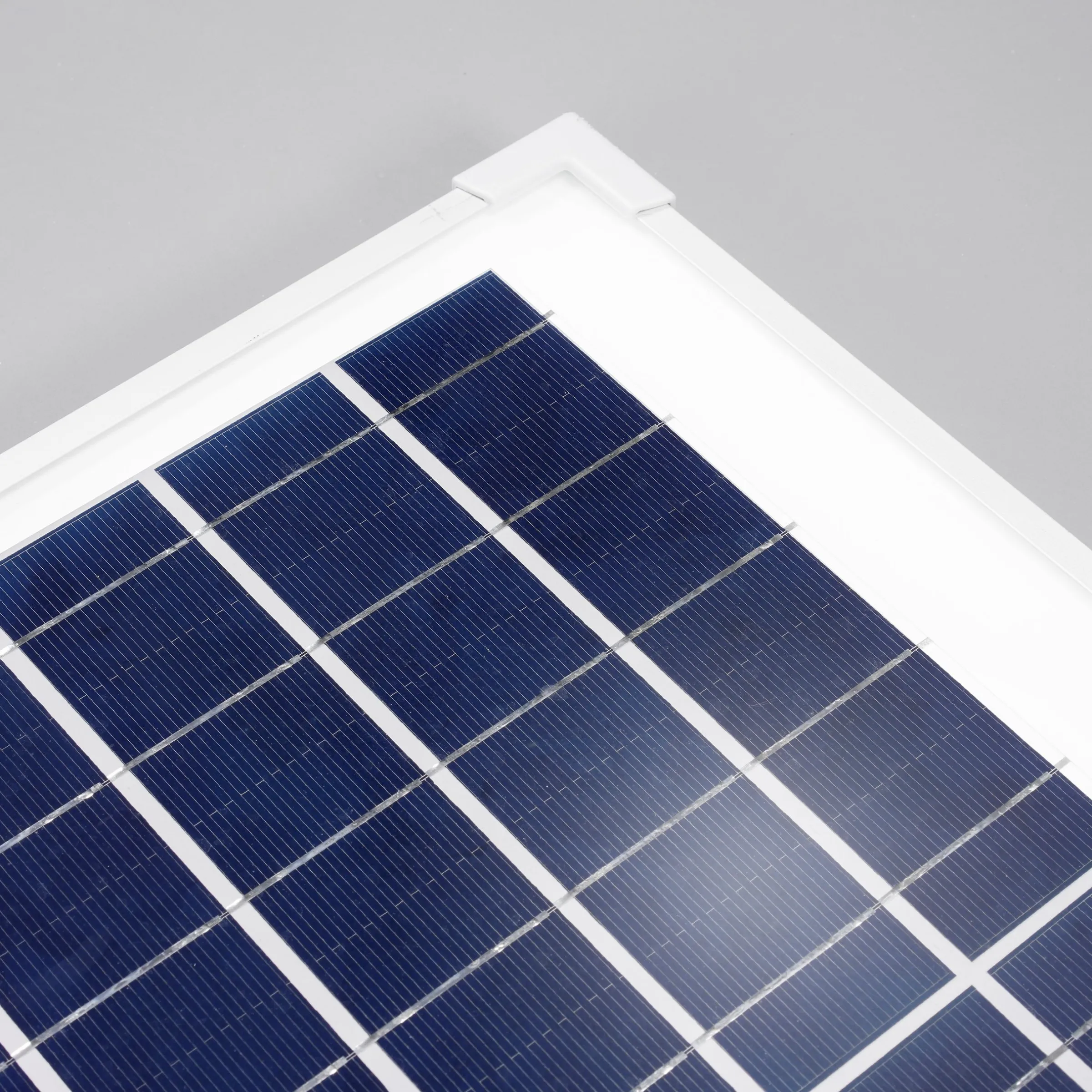 Solarmodul 35 Wp / 18 V mit Stecker 2-polig groß