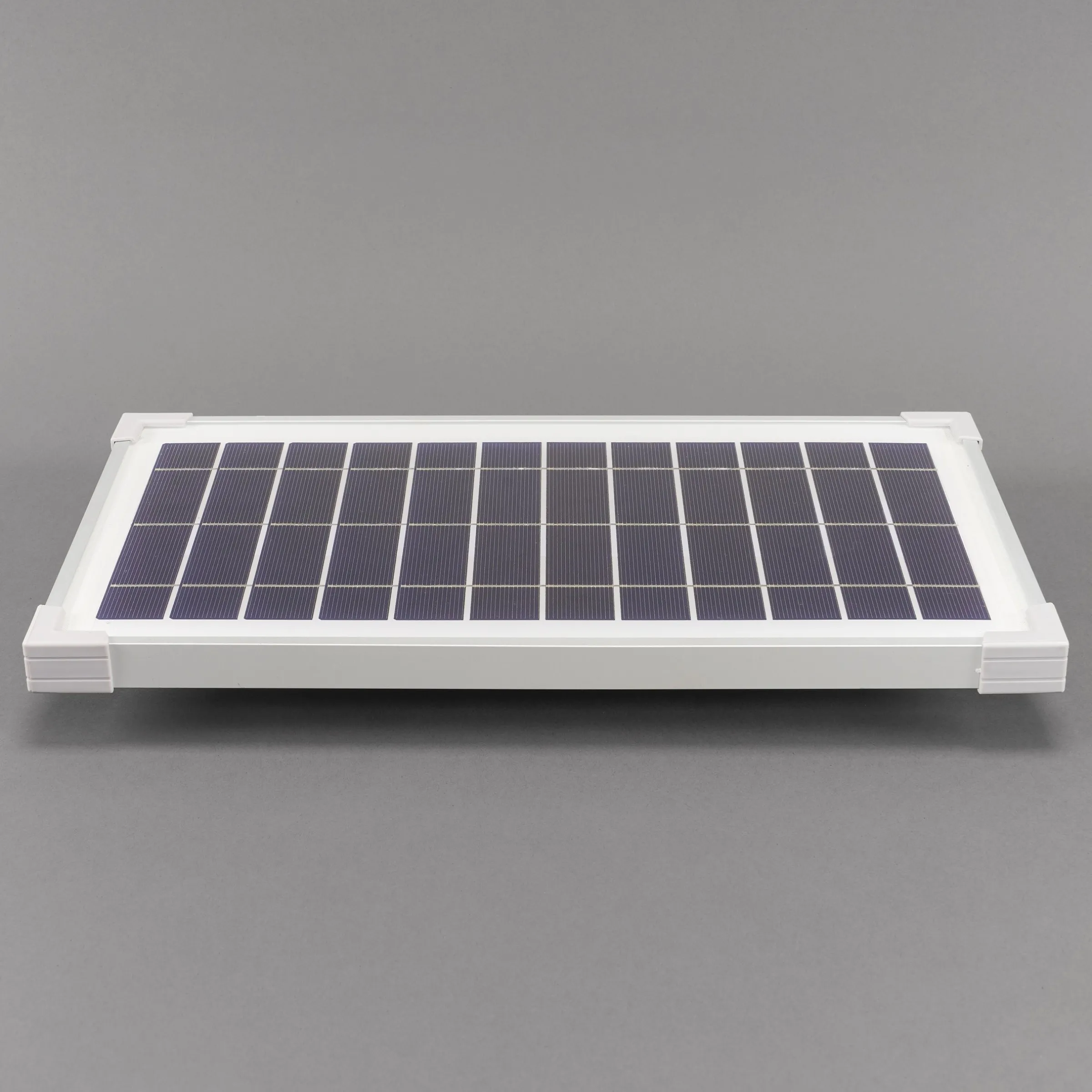 Solarmodul 8 Wp / 6 V mit Stecker 2-polig rund - neues Modell