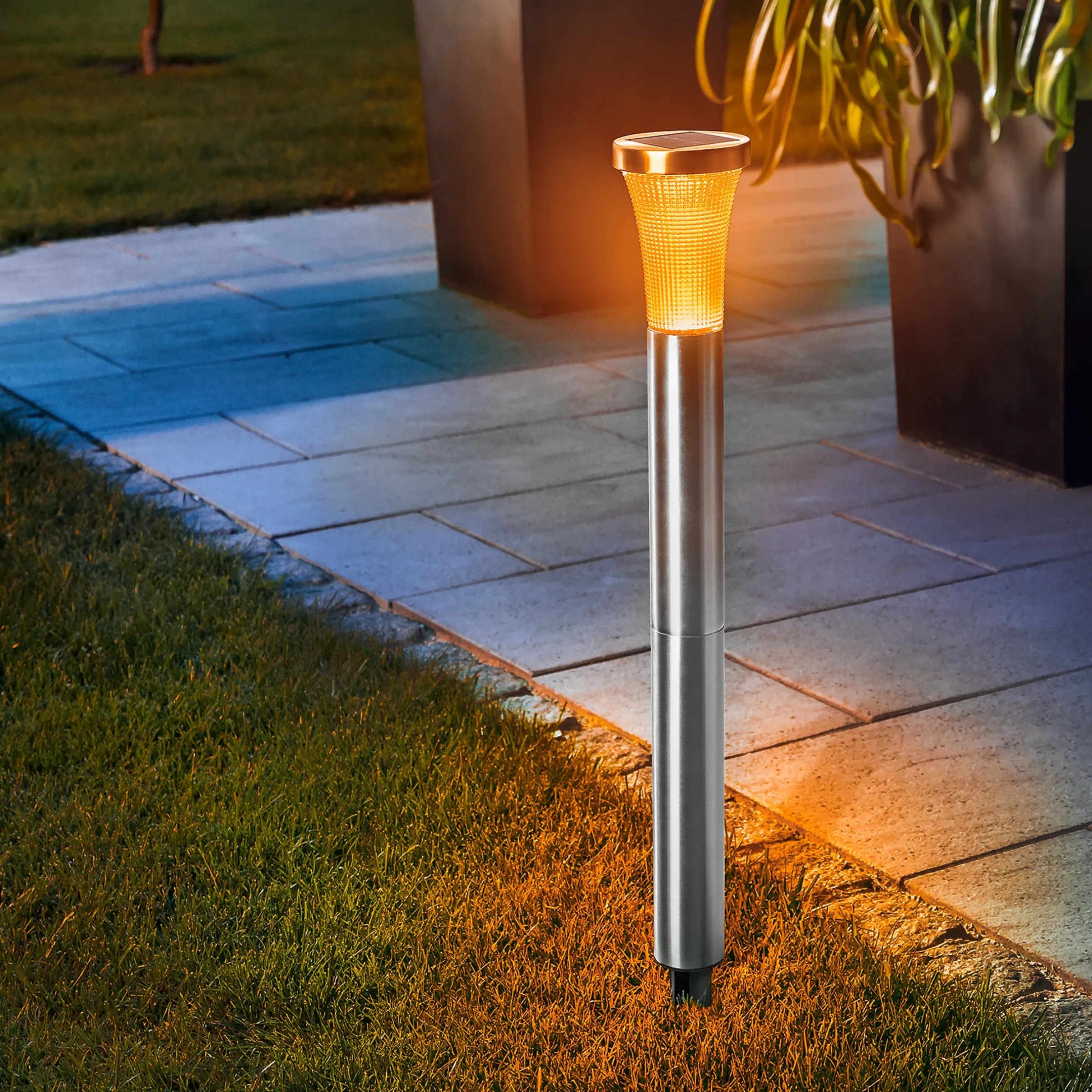 Solar Standleuchte "Tower Light 58" 1800 K