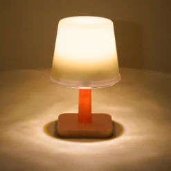 Solar Tischleuchte Harmony in Holzoptik