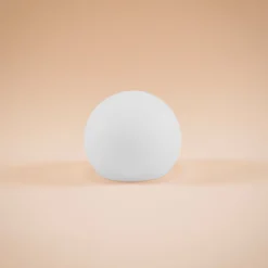 Stimmungsvolle Solarkugel Siena ⌀ 20 cm mit Fernbedienung