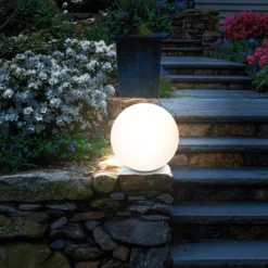 Stimmungsvolle Solarkugel Siena ⌀ 20 cm mit Fernbedienung