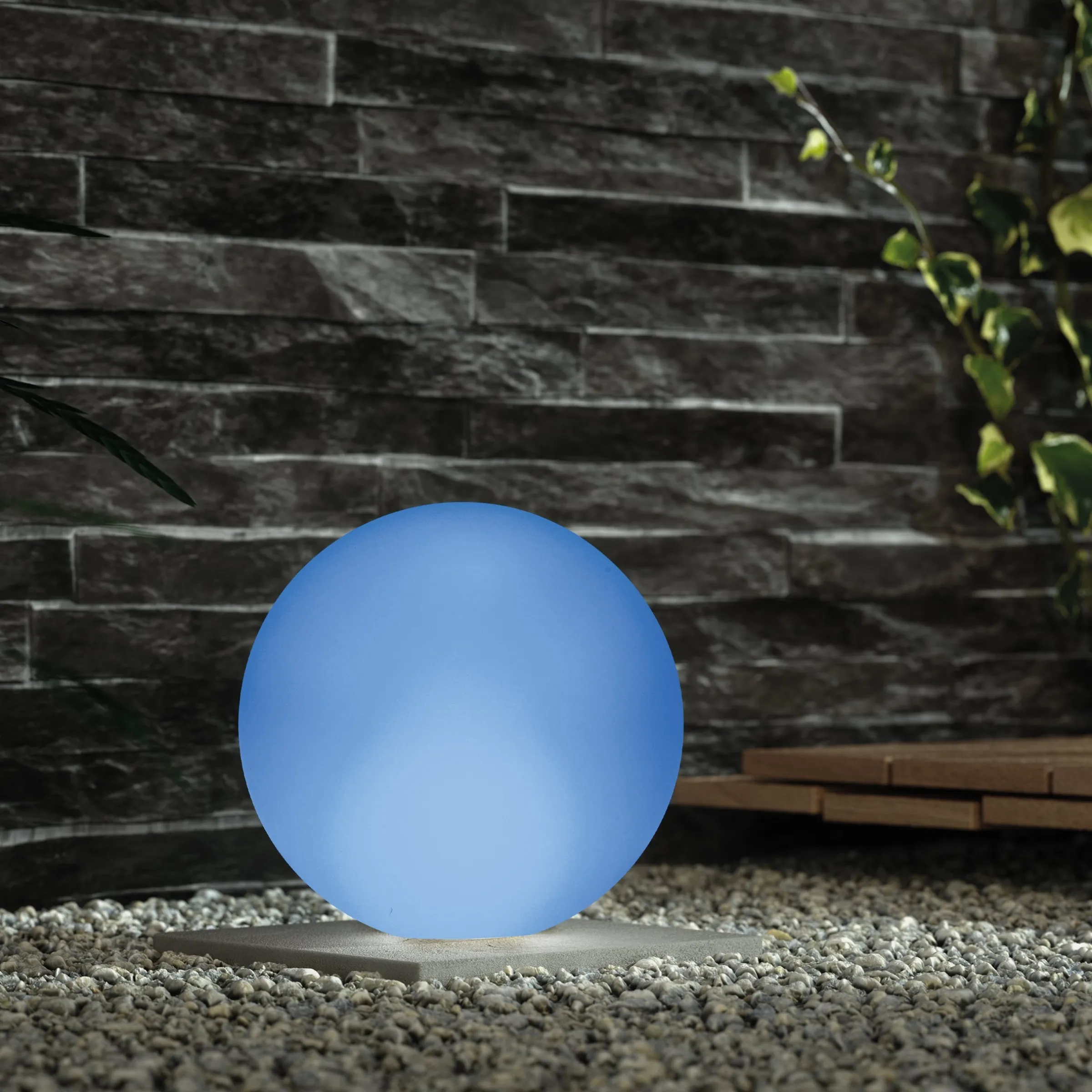 Stimmungsvolle Solarkugel Siena ⌀ 40 cm mit Fernbedienung