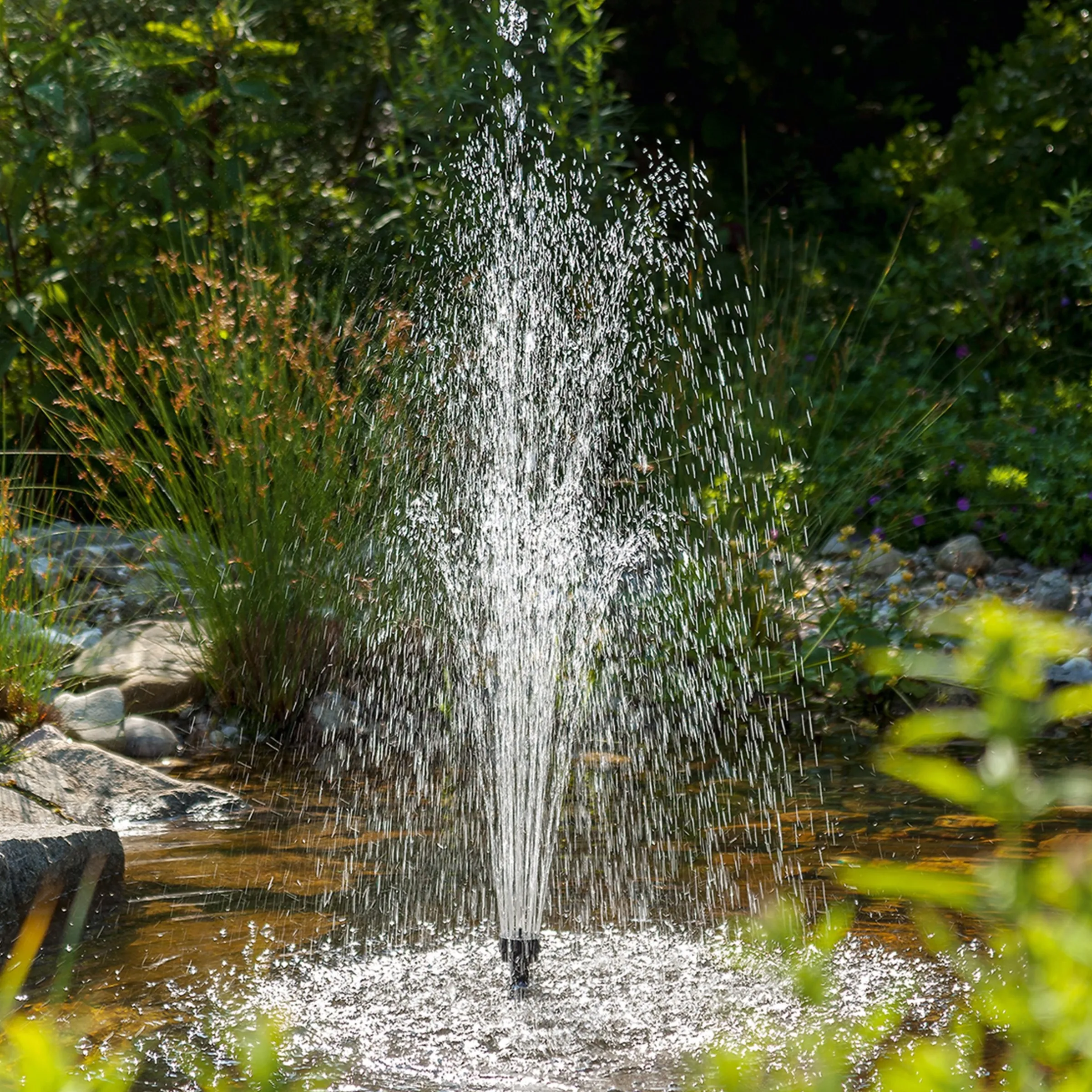 Teichpumpe Fountain 1300/1700 mit Sprinklerset