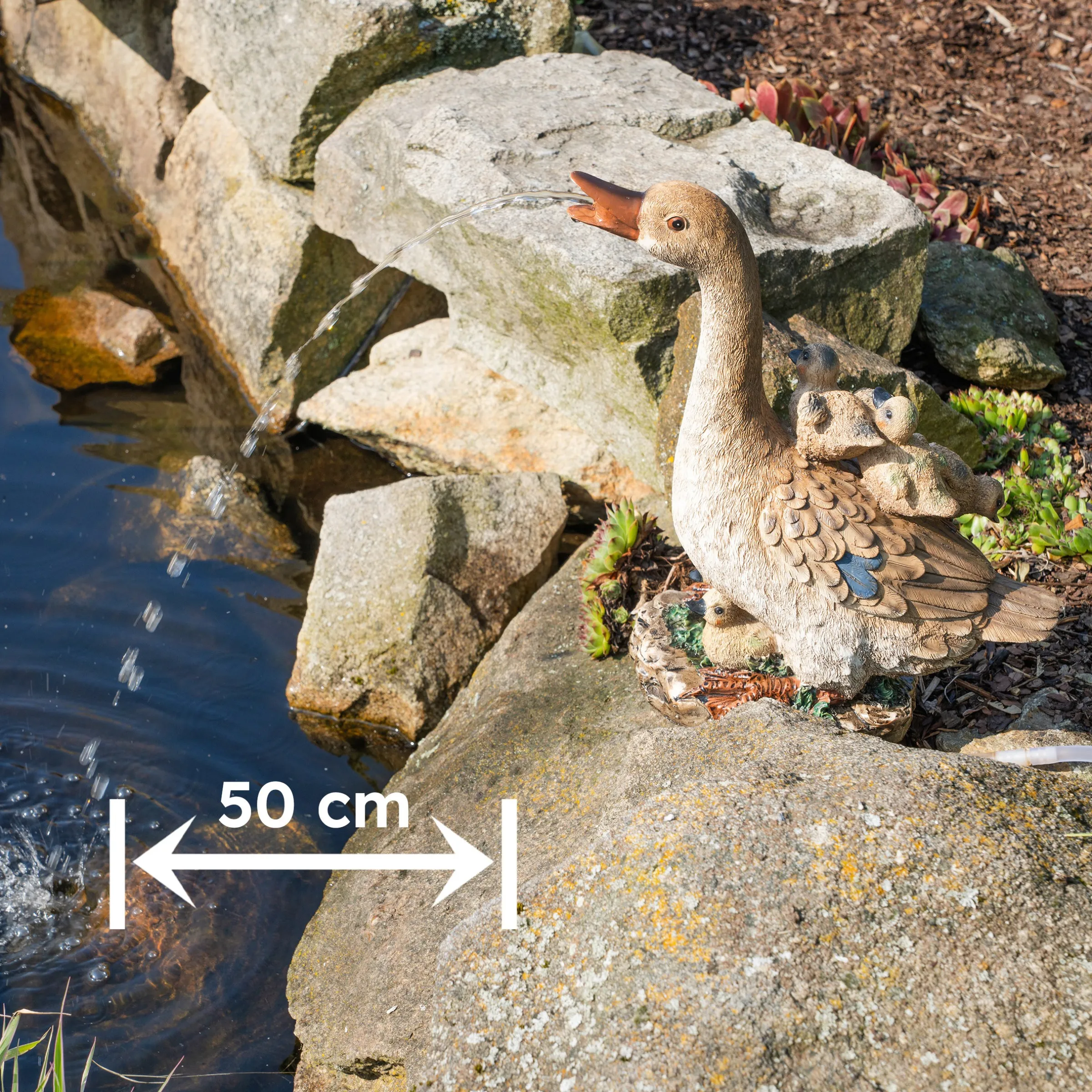 Wasserspeier-Figur Gans mit Kücken