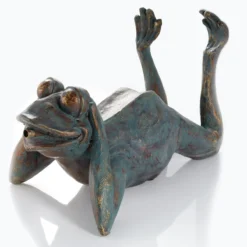 Wasserspeier-Figur liegender Frosch